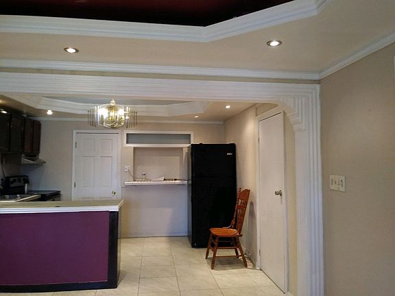 3rd image of 3049 W Butler Dr
