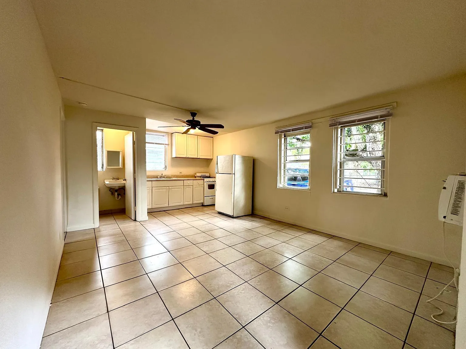 1 bed, 1.0 bath, 850 sqft, $1,325 — Photo 3
