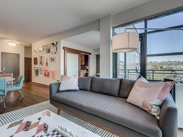 Equinox Apartments — Photo 17