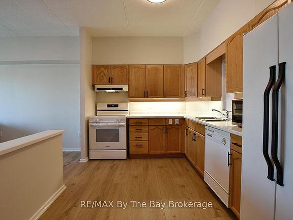 5th image of 49 Raglan St #109