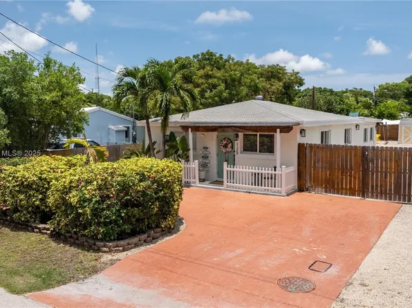 125 Harbor Dr, Key Largo, FL 33037