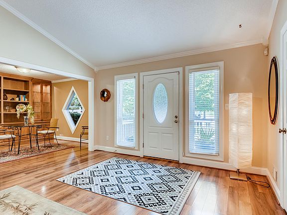 4th image of 5258 Meadowdale Ct