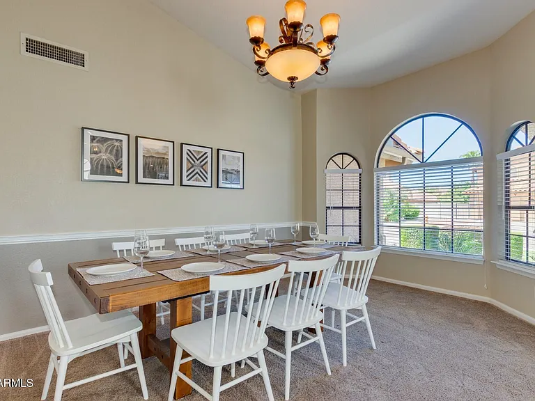1585 W Honeysuckle Ln — Photo 14