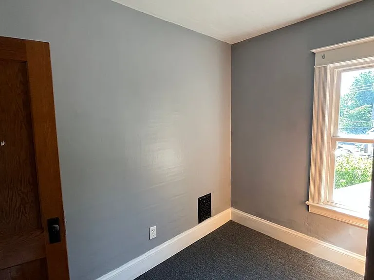 18 Robin St — Photo 22