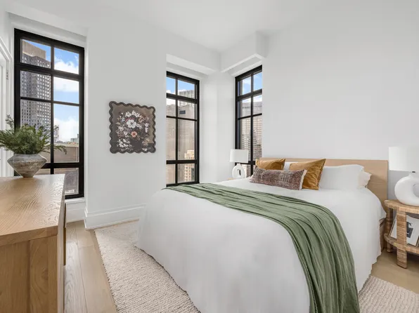 25 Park Row image 14 of 22