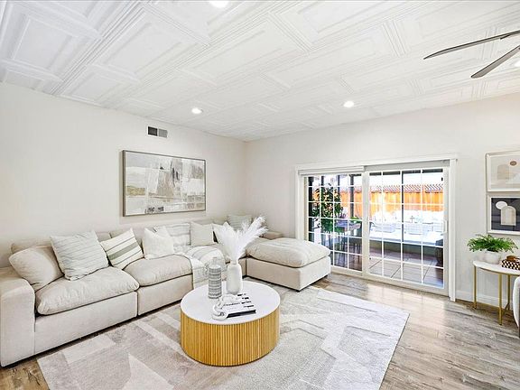 5th image of 37612 Canterbury St