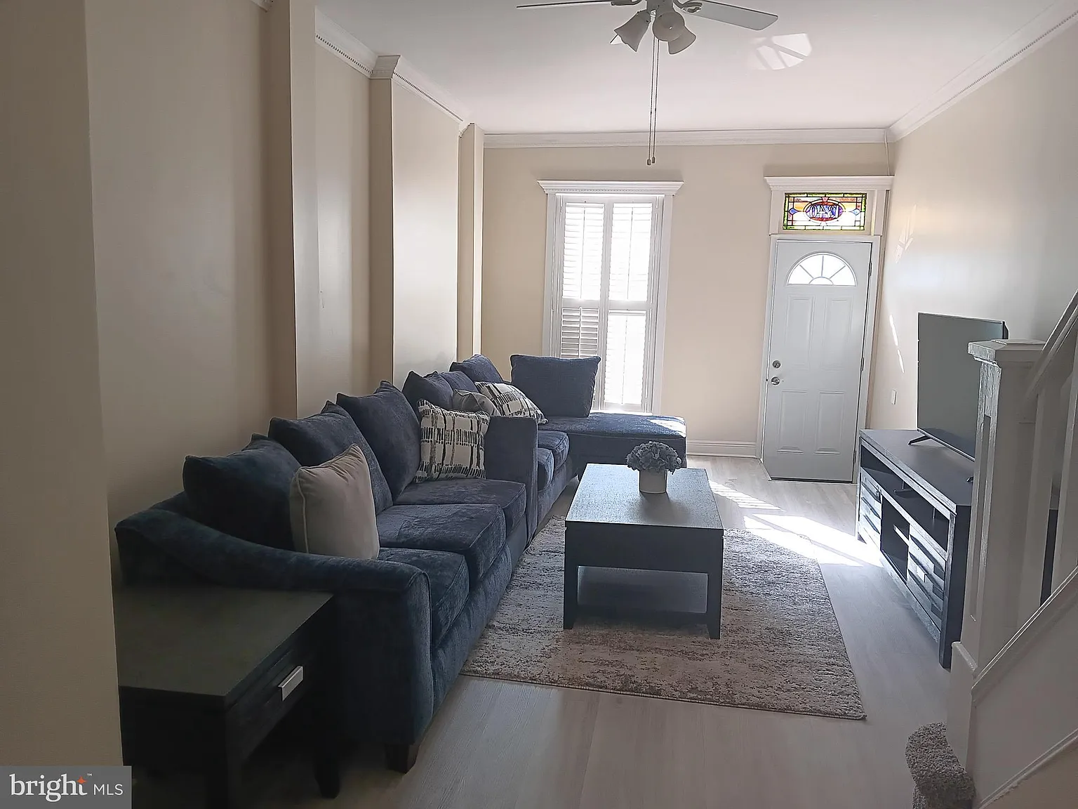2 bed, 1.5 bath, 1080 sqft, $1,700 — Photo 2