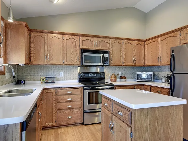 1187 Blackhawk Dr SW — Photo 15