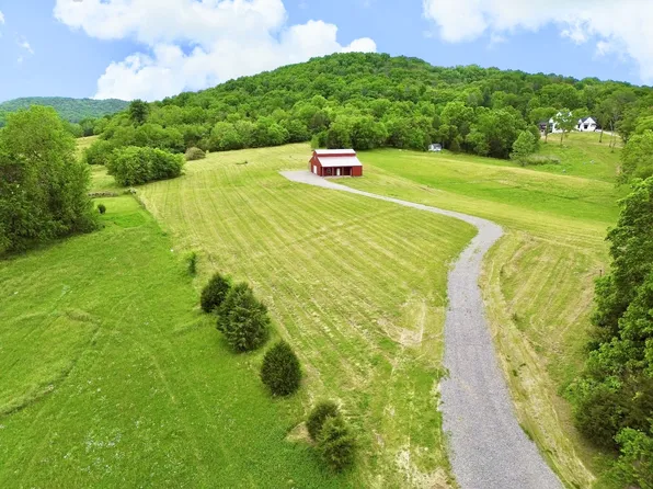 1261 Fuston Hollow Rd, Auburntown, TN 37016