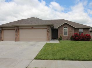 4417 W Loren St, Springfield, MO 65802