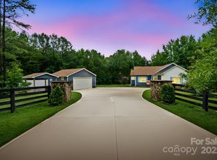 2949 Anderson Burgess Rd, Sharon, SC 29742