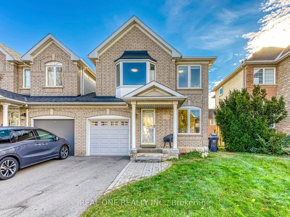 2470 Bankside Dr, Mississauga, ON L5M 6E6