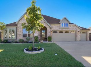 212 Lone Star Dr, Waxahachie, TX 75165