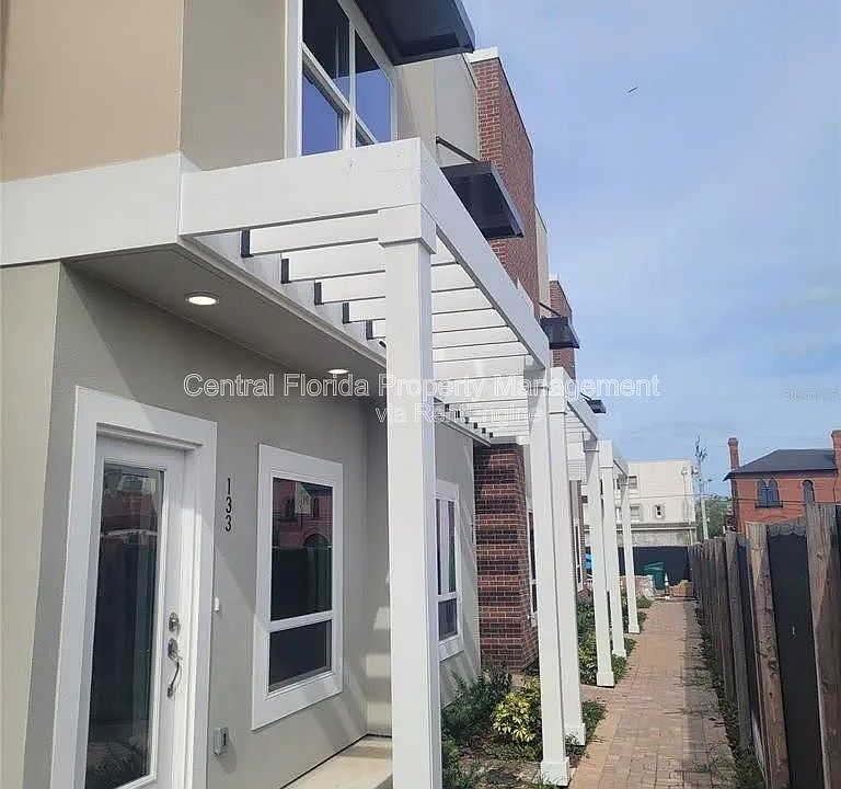 1st image of 129 Oakman Way #1