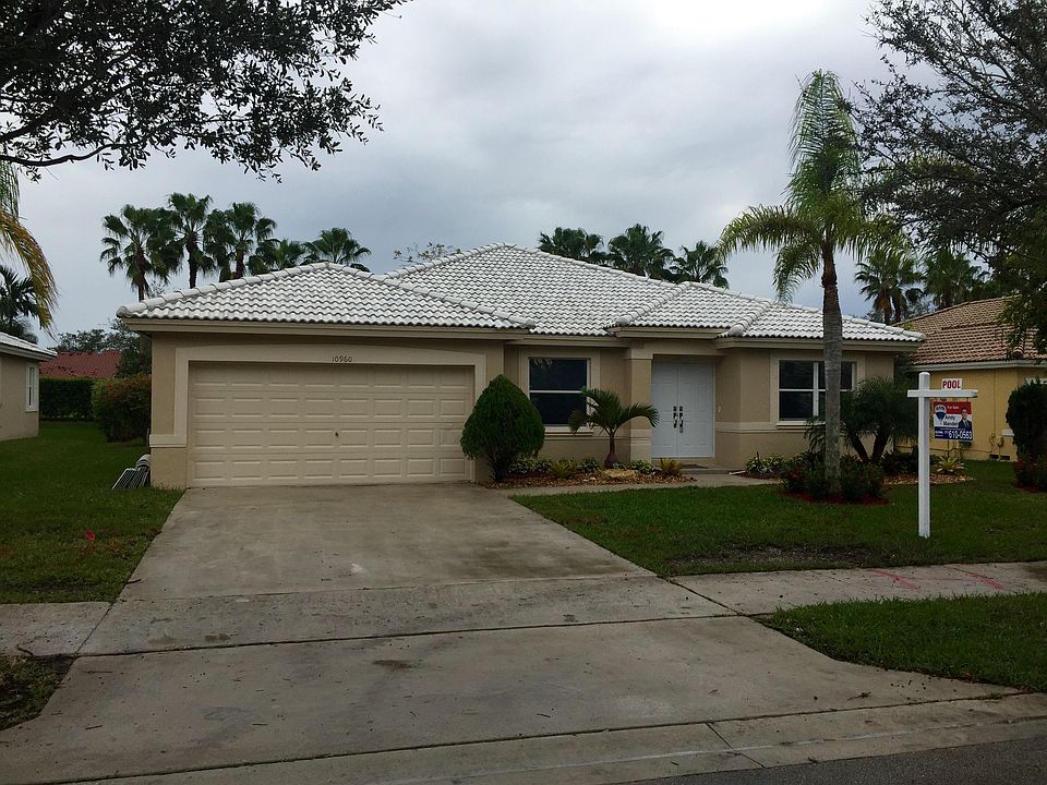 1st image of 10960 NW 56th Ct