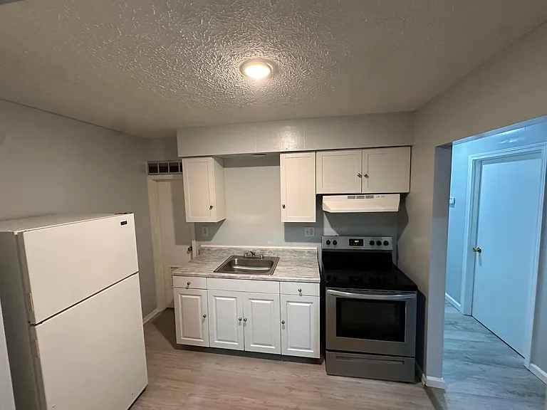 333 Manown St — Photo 16