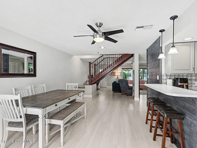 40 Adams Ct — Photo 10