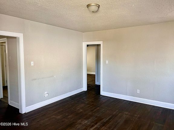 2nd image of 700 Ann St #15