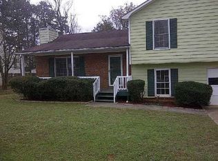 7951 Taylor Cir, Riverdale, GA 30274
