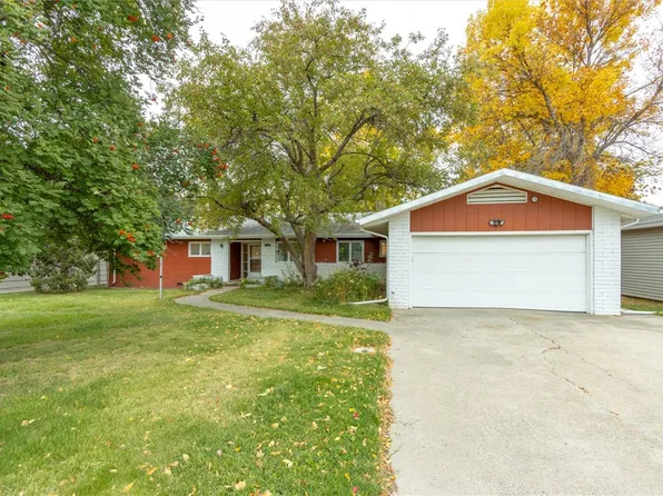 1124 Parkhill Dr, Billings, MT 59102