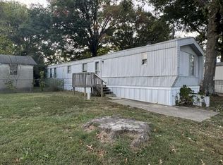 404 Lee St, Radcliff, KY 40160