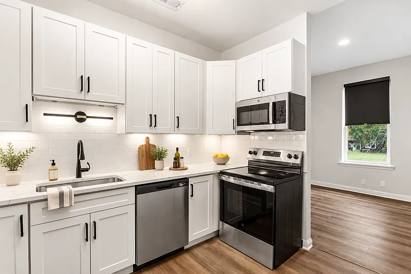 2 bed, 1.5 bath, 1200 sqft, $1,695 — Photo 4