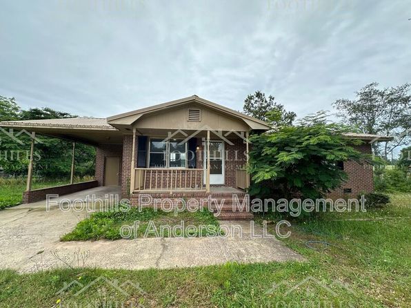 122 Smith Dr