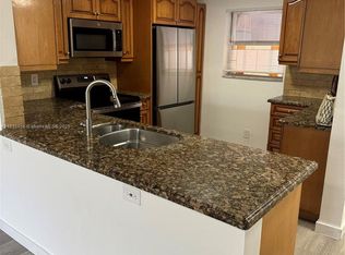 2820 Riverside Dr APT 107-2, Coral Springs, FL 33065