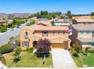 32446 Meadowglen Ct, Wildomar, CA 92595