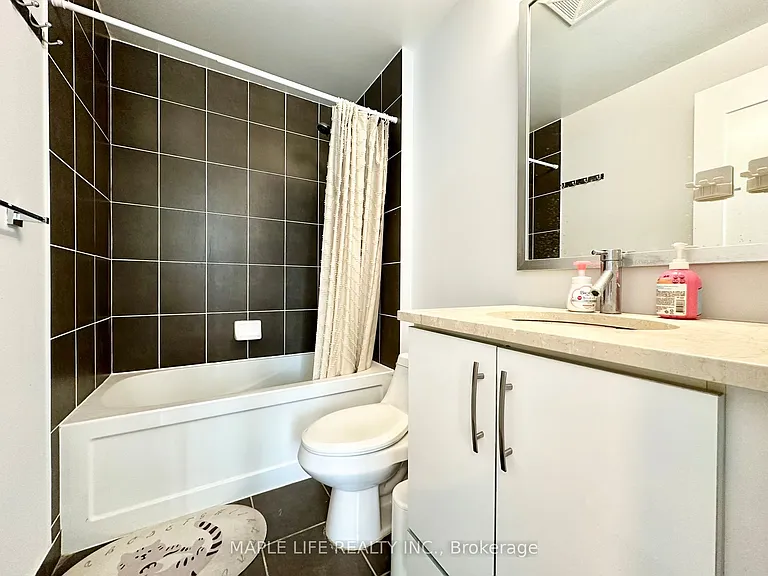 825 Church St #702 — Photo 18
