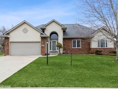 2295 Pembrokeshire Dr, Coralville, IA, 52241