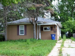 2905 Hayes Ave, Racine, WI 53405