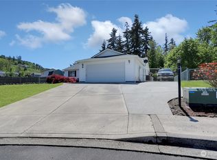 140 Ashland Ct, Kalama, WA 98625