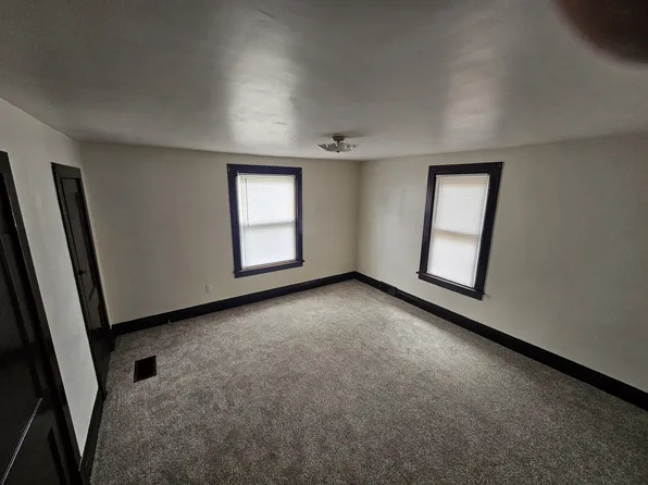 721 Pittsburgh St #721, Scottdale, PA 15683
