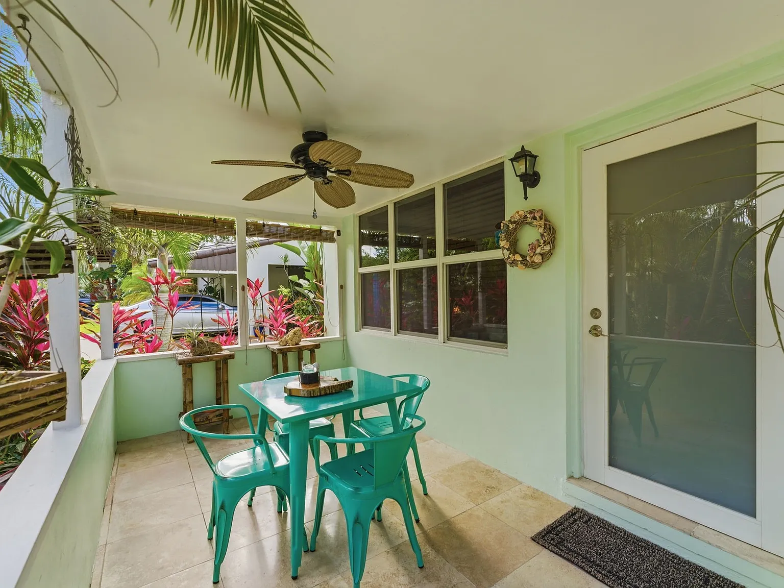 2 bed, 1.5 bath, 1164 sqft, $3,500 — Photo 3