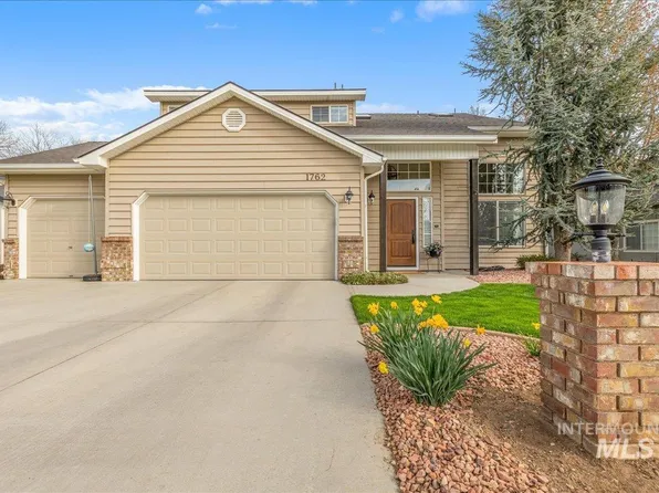 1762 E Summerfalls Dr, Meridian, ID 83646