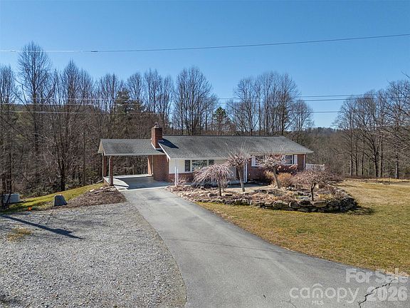 5th image of 590 Big Oak Rd