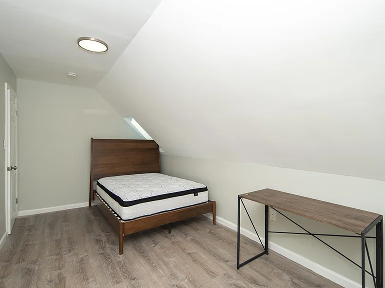 2326 15th St #2 — Photo 34