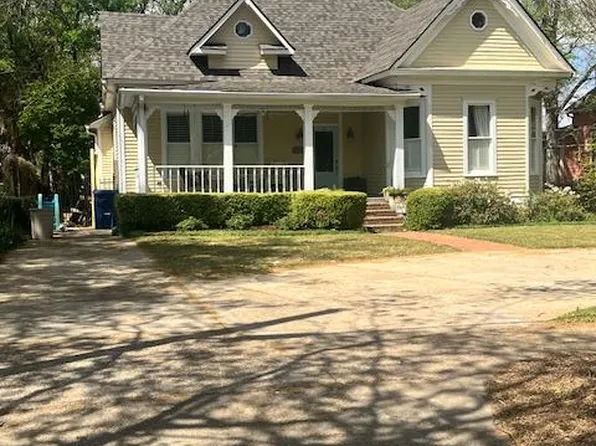 208 S Bolivar Ave, Cleveland, MS 38732