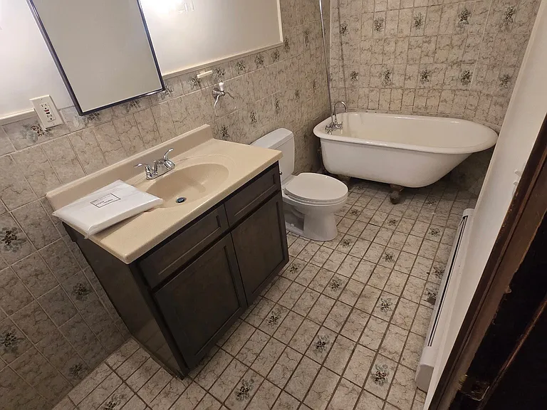 192 Dwight St #1 — Photo 7