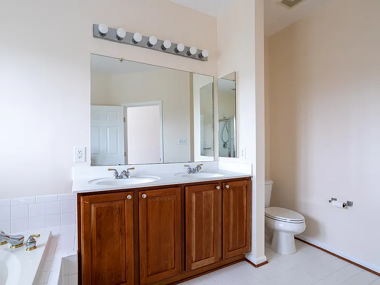9314 Penrose St #1 — Photo 11