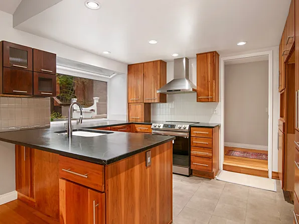 10485 La Vita Ct, San Diego, CA 92131