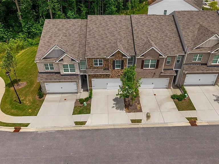3341 Greyton Dr — Photo 36