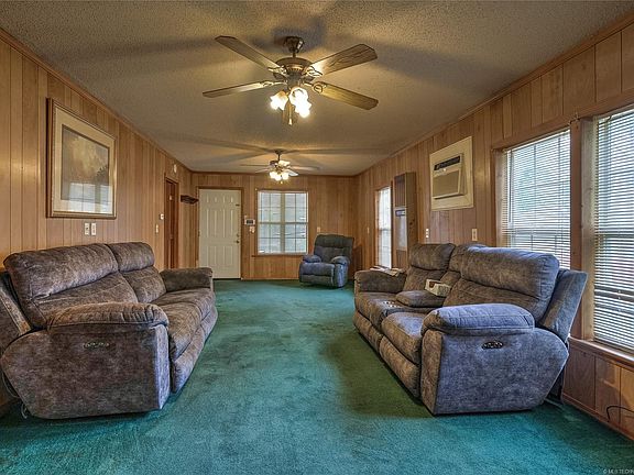 5th image of 323 S Xanthus Ave