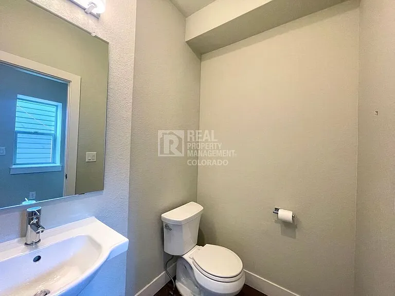 4441 E Jewell Ave — Photo 5