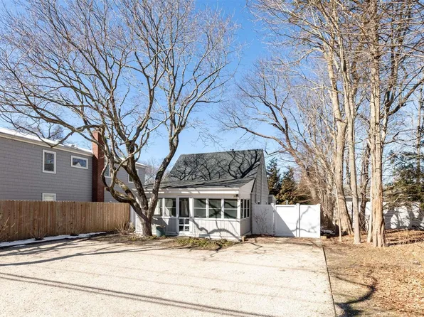 75 Noyack Road, Southampton, NY 11968
