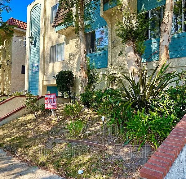 26114 Belle Porte Ave #12 — Photo 35