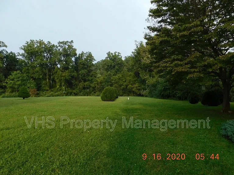 2055 Freeman Dr — Photo 30