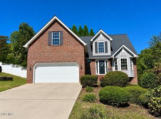 4630 Sundown Dr, Kingsport, TN 37664