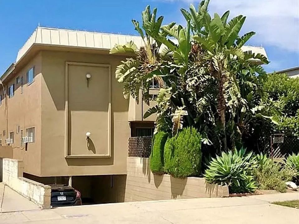 1st image of 3527 Mentone Ave APT 1